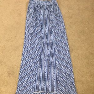 Beautiful patterned maxi skirt